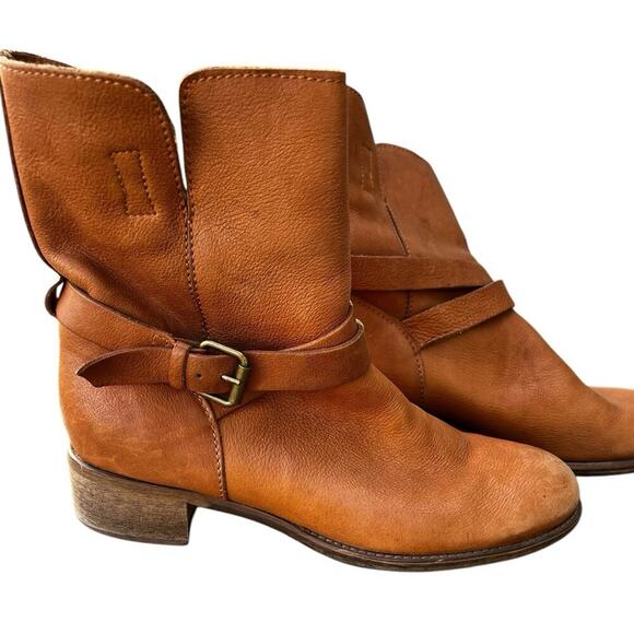 J.Crew women’s 7 1/2 Ryder leather short boot - Picture 1 of 10